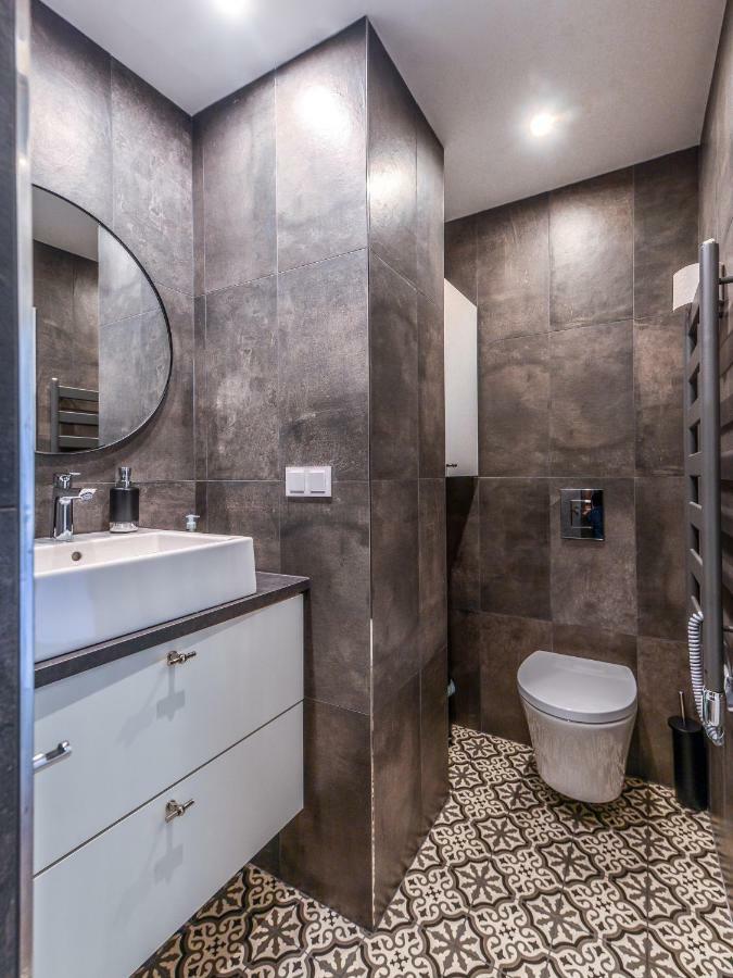 66 Apartment - Stylish Two Bedroom In Lozenets District By Flat Mаnager Sofia Exterior foto